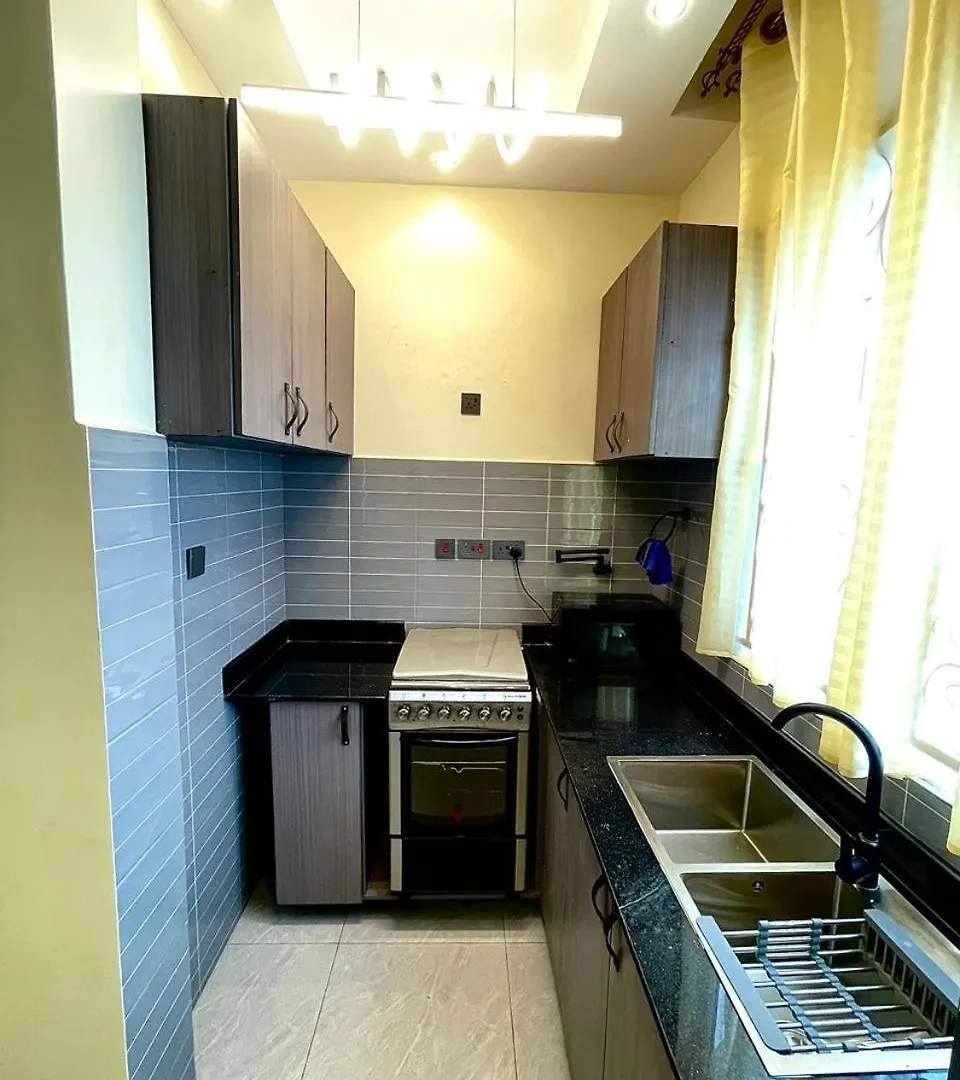 קמפאלה Lee Furnished Home 2 דירה