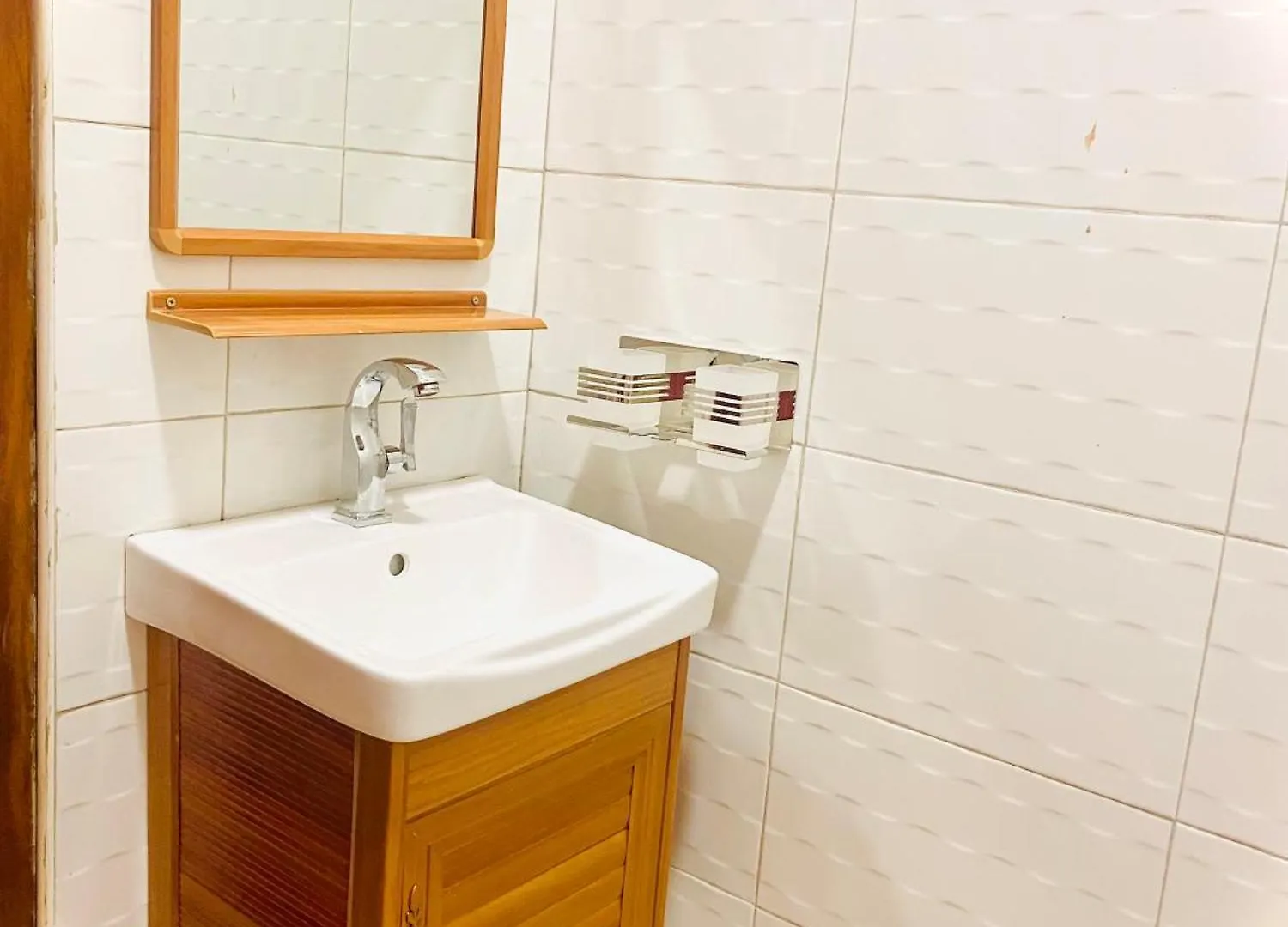 קמפאלה Lee Furnished Home 2